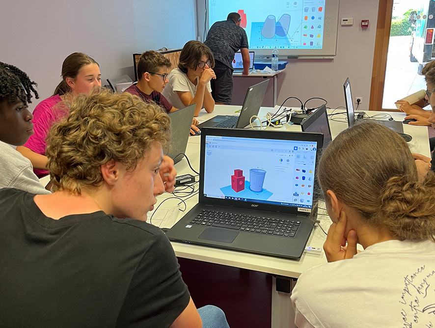 Tinkercad - impression 3D atelier jeune colo apprenante